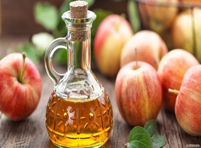 Tinh dầu thơm nhà vệ sinh bằng chanh tươi