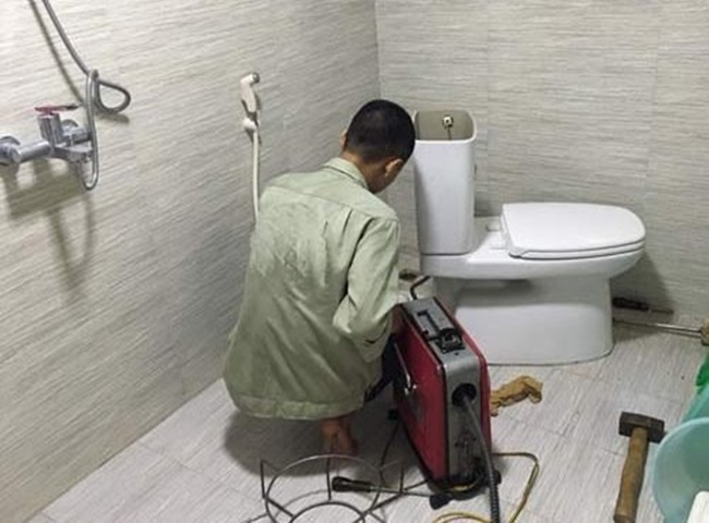 Th&ocirc;ng bồn cầu quận 8 Danh Ph&aacute;t uy t&iacute;n, nhiệt th&agrave;nh